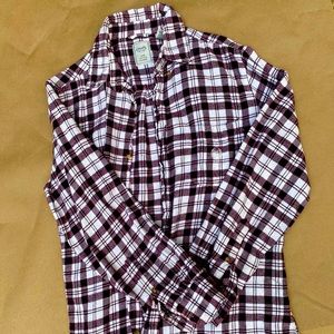 Women’s Chaps flannel button down 100%cotton